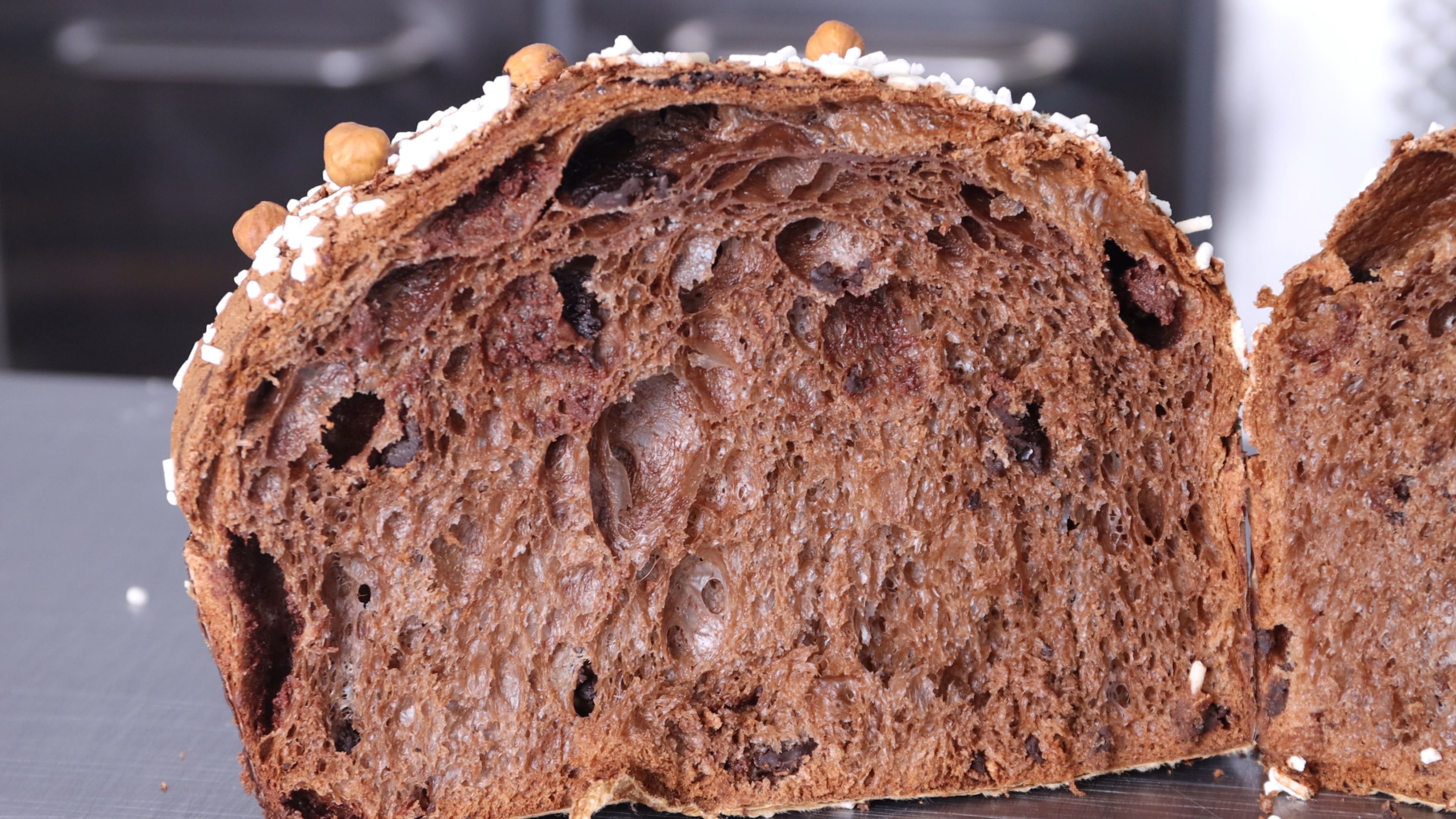 Panettone gianduia – struttura e glassa